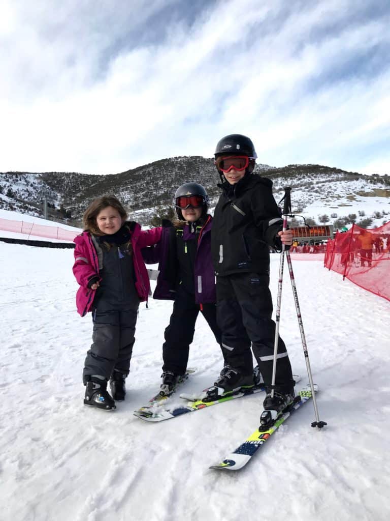 Children skiing in Utah