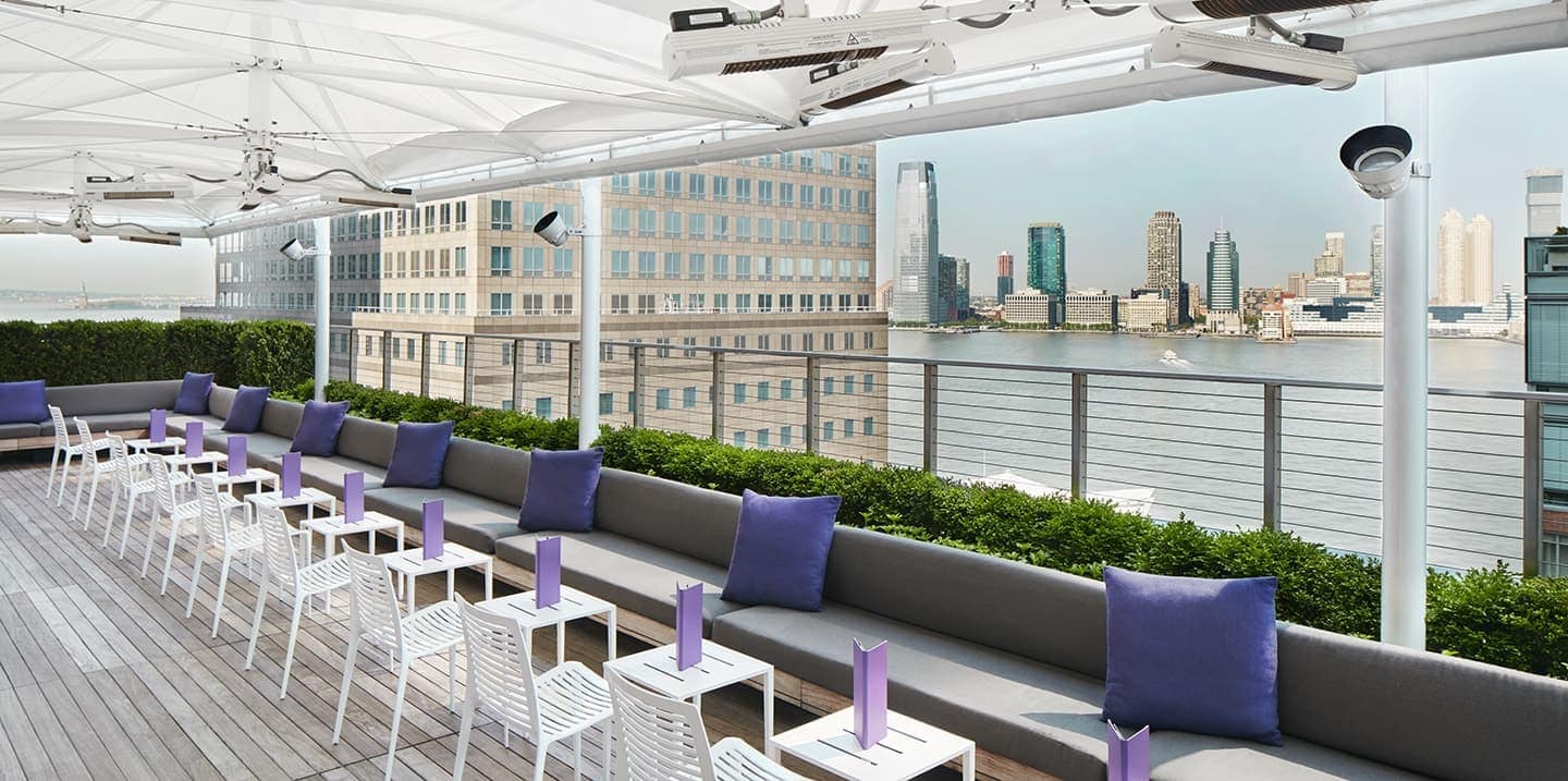 Loopy Doopy Rooftop Bar in New York City with city view
