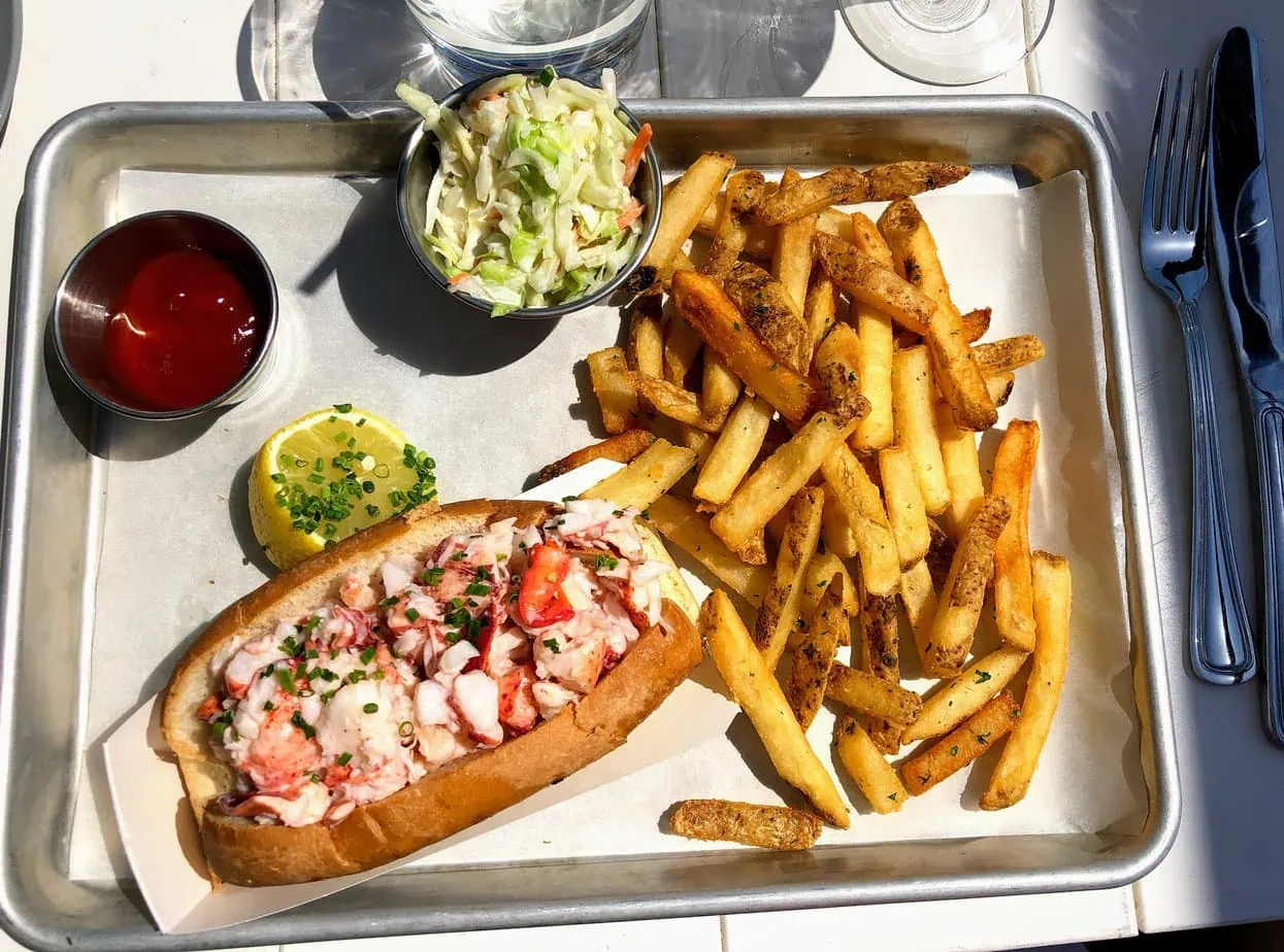 hamptons lobster rolls