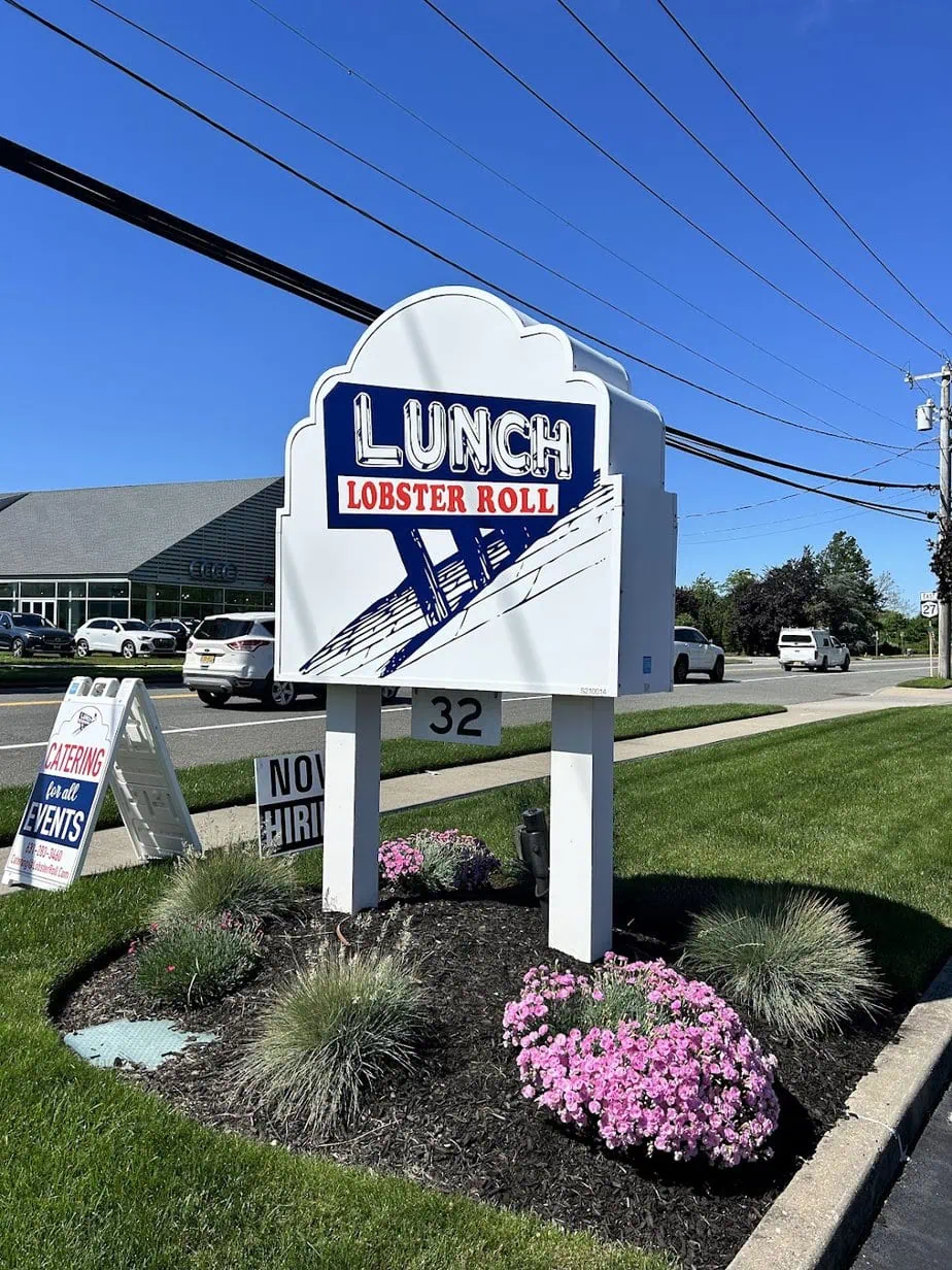 hamptons lobster rolls