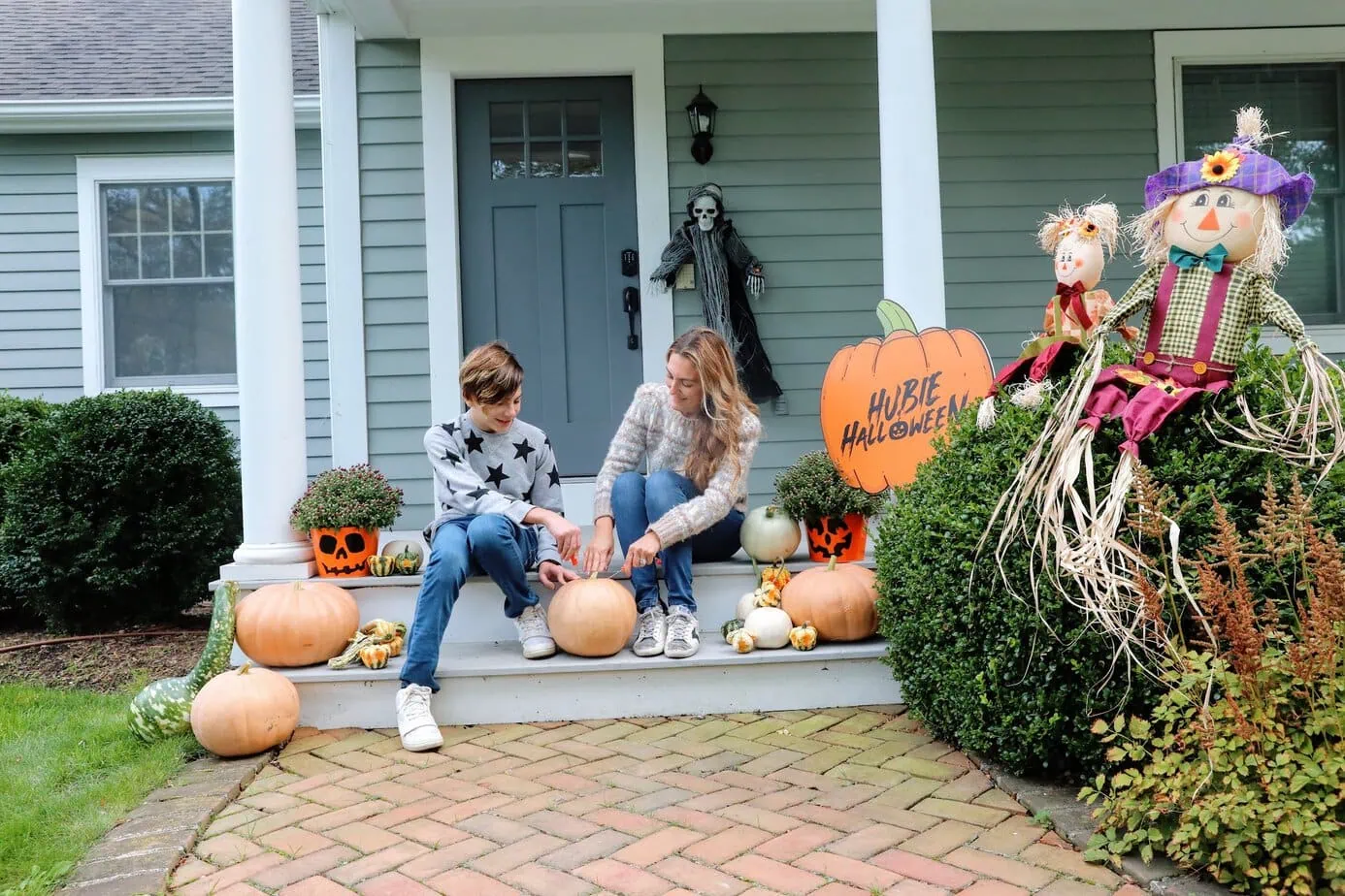 fall porch decor