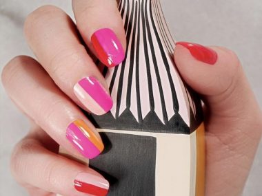 Pink and orange stripes nail design
